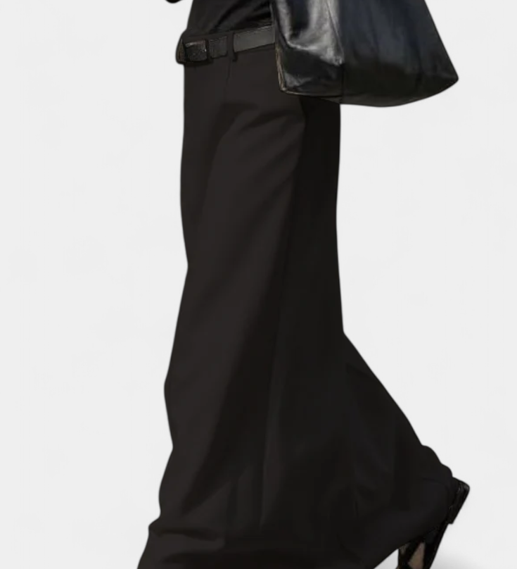 Ada H-Line Skirt with Modern Urban Style