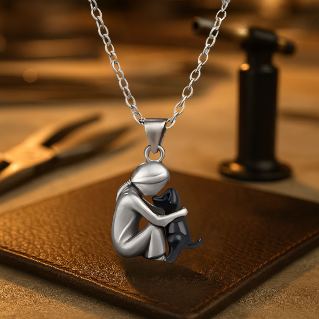 Carmen™ | Eternal Canine Love Pendant