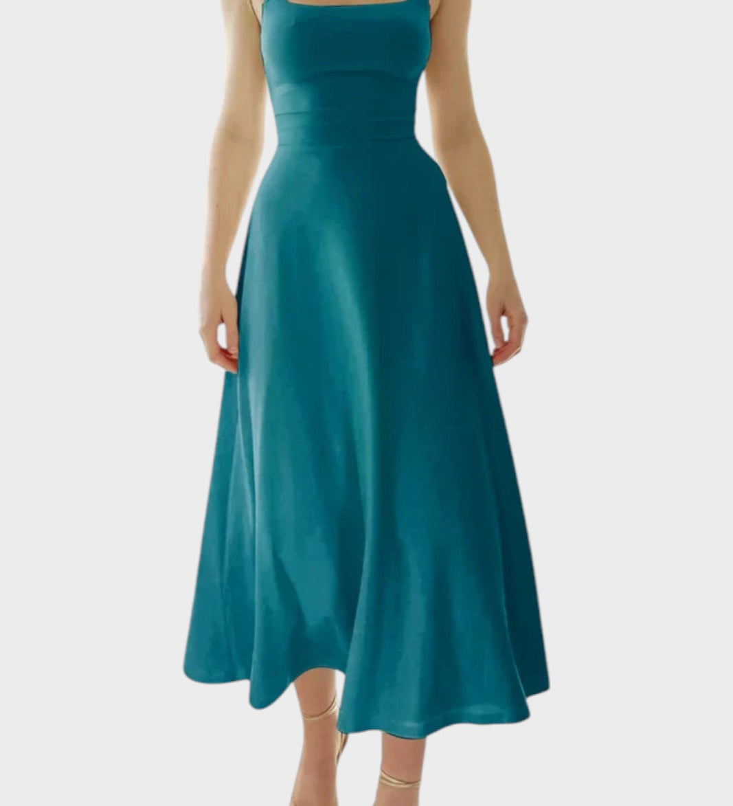 Lys Fitted Dress