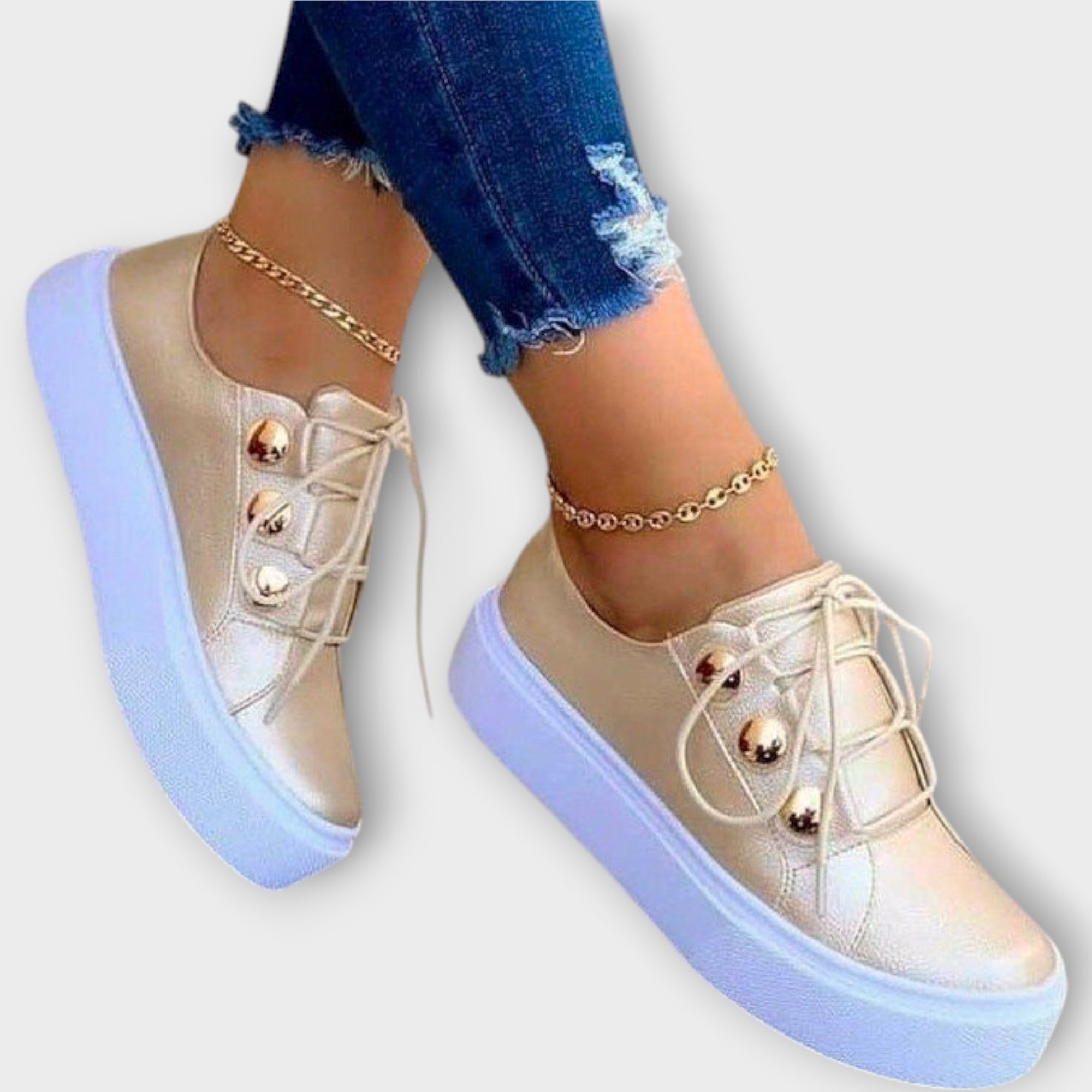 Elegant Trainers with Minimalist Design