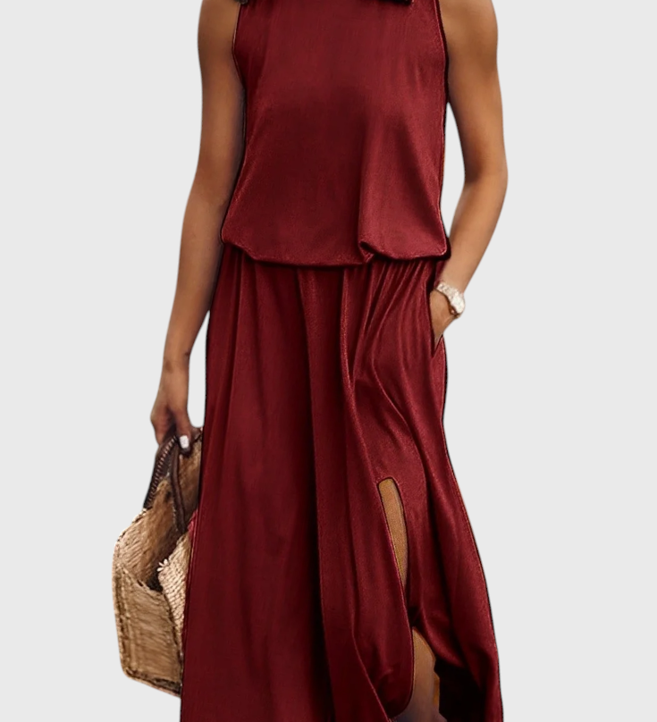 Dianne Sleeveless Dress with Side Slit and Loose Fit