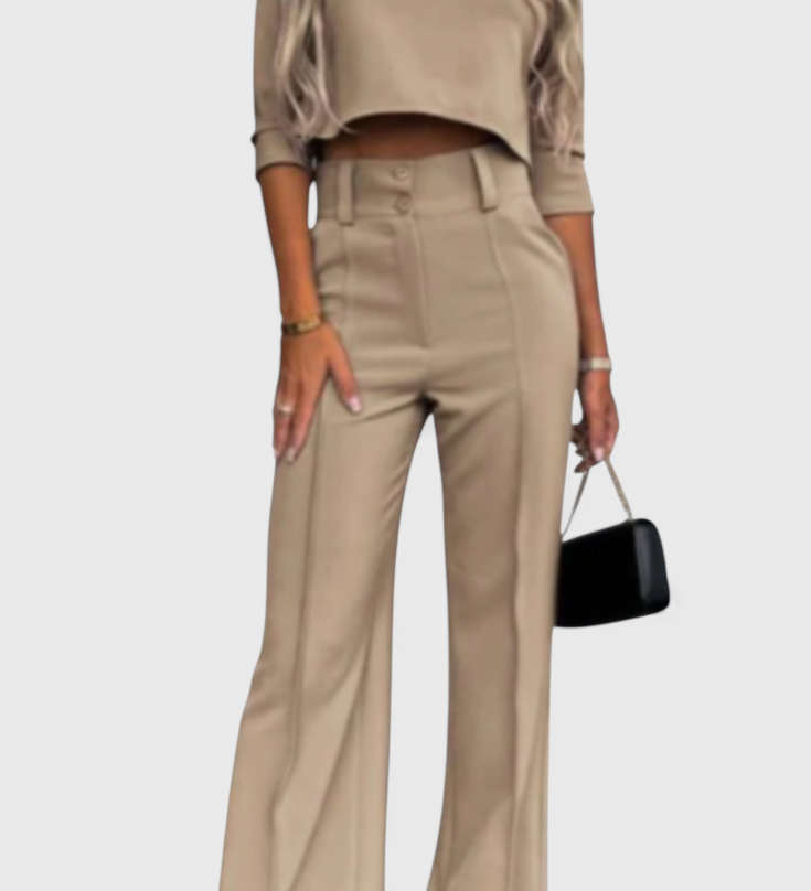 Cleo Elegant 2-Piece Set