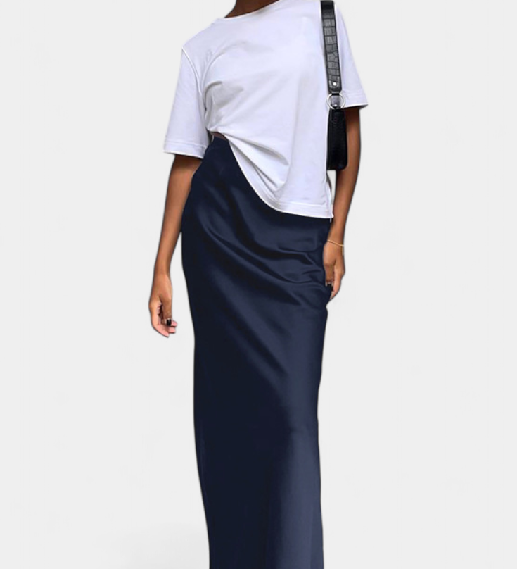 Fable Maxi Utility Skirt in Plain Design and Polished Style