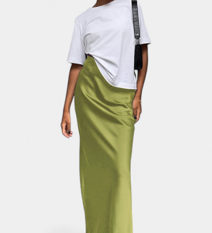 Fable Maxi Utility Skirt in Plain Design and Polished Style