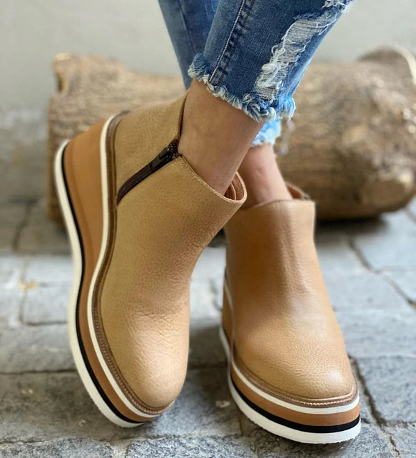 Catalina | Elegant Leather Boot with Comfortable Heel