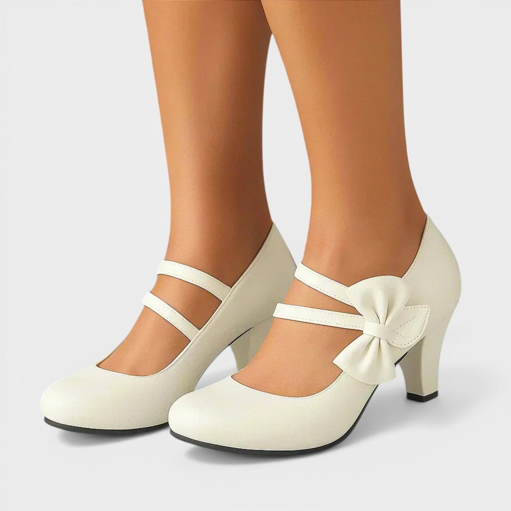 Beatriz™ | Heels with Bow