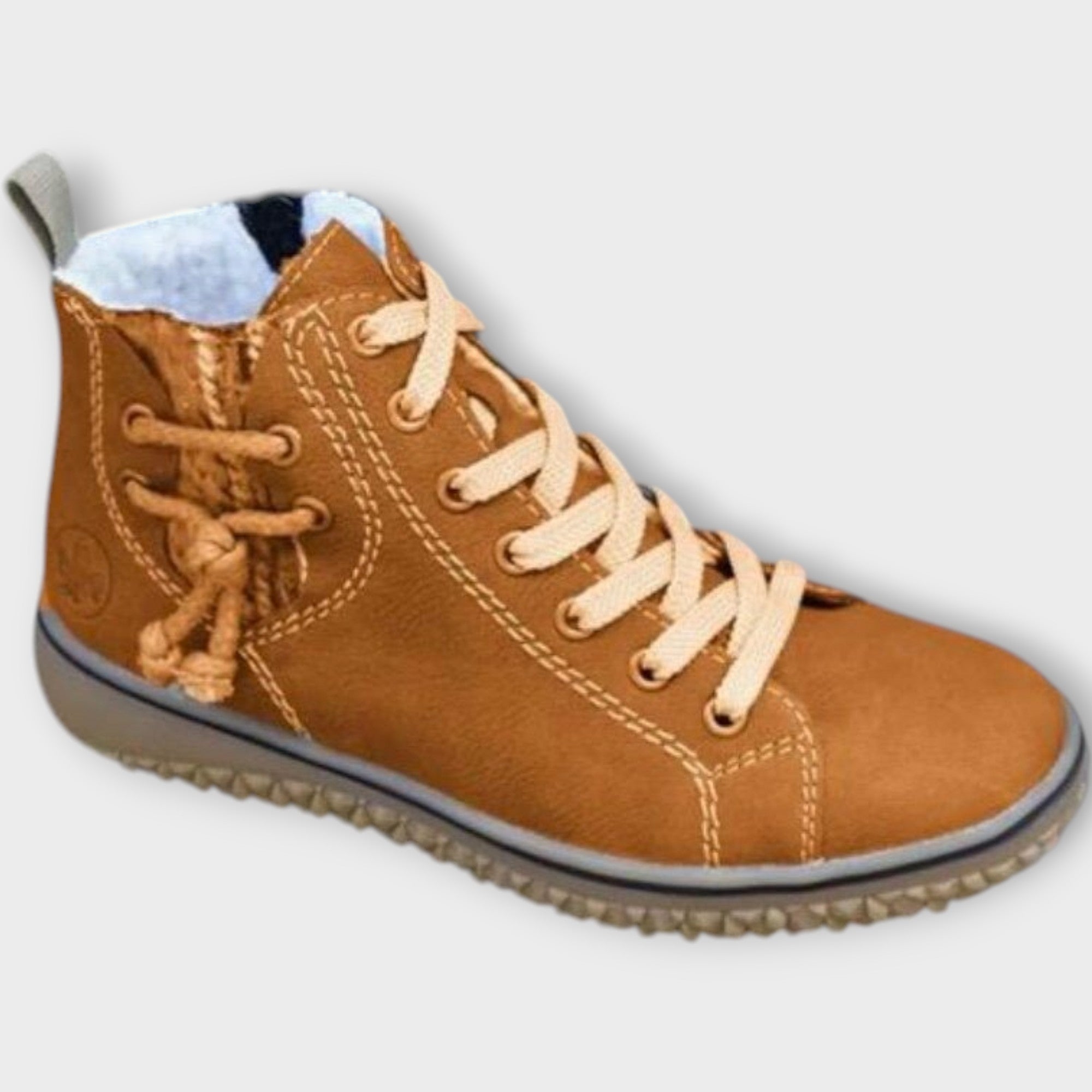 Modern sports shoes with a comfortable fit