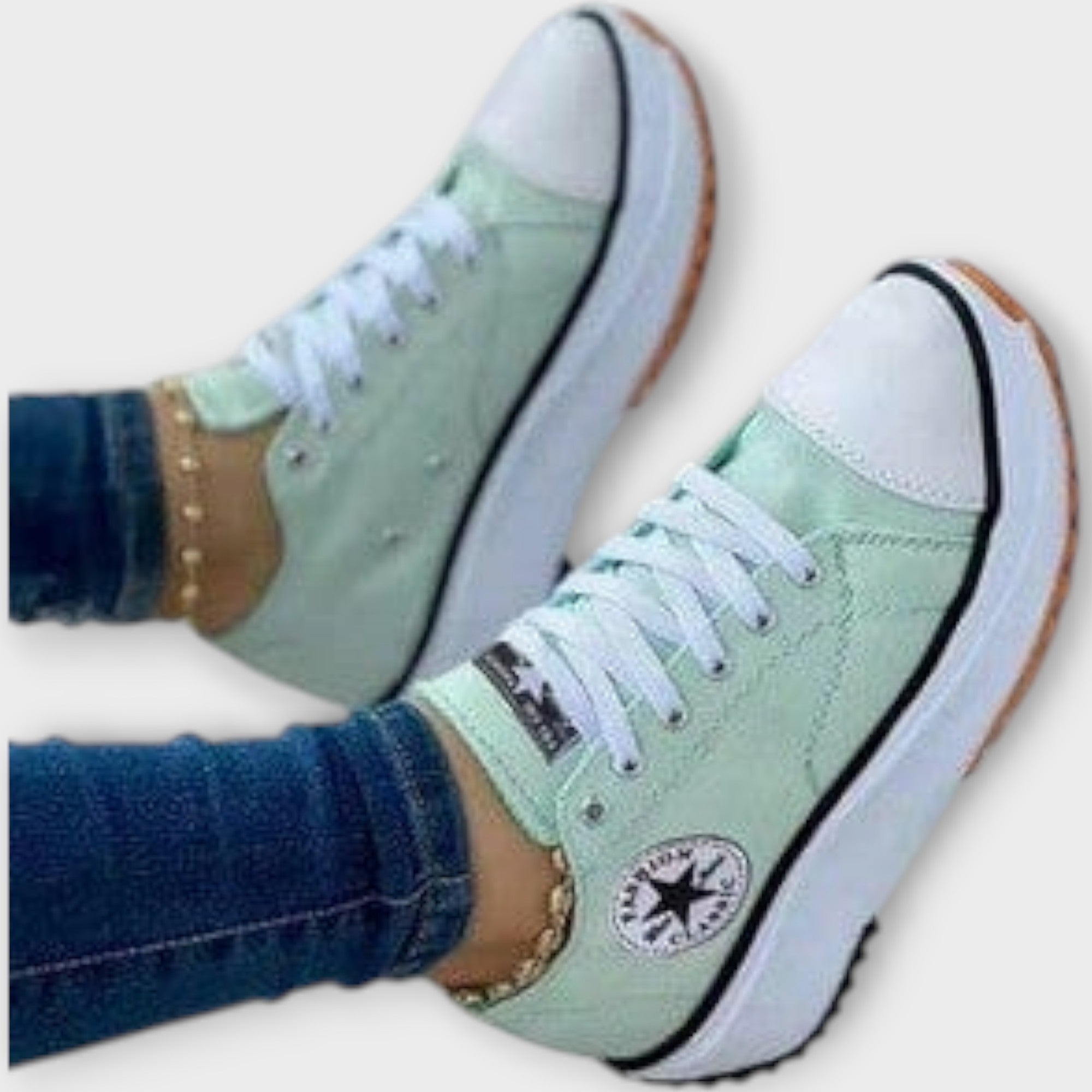 Stylish Sports Trainers with Modern Design