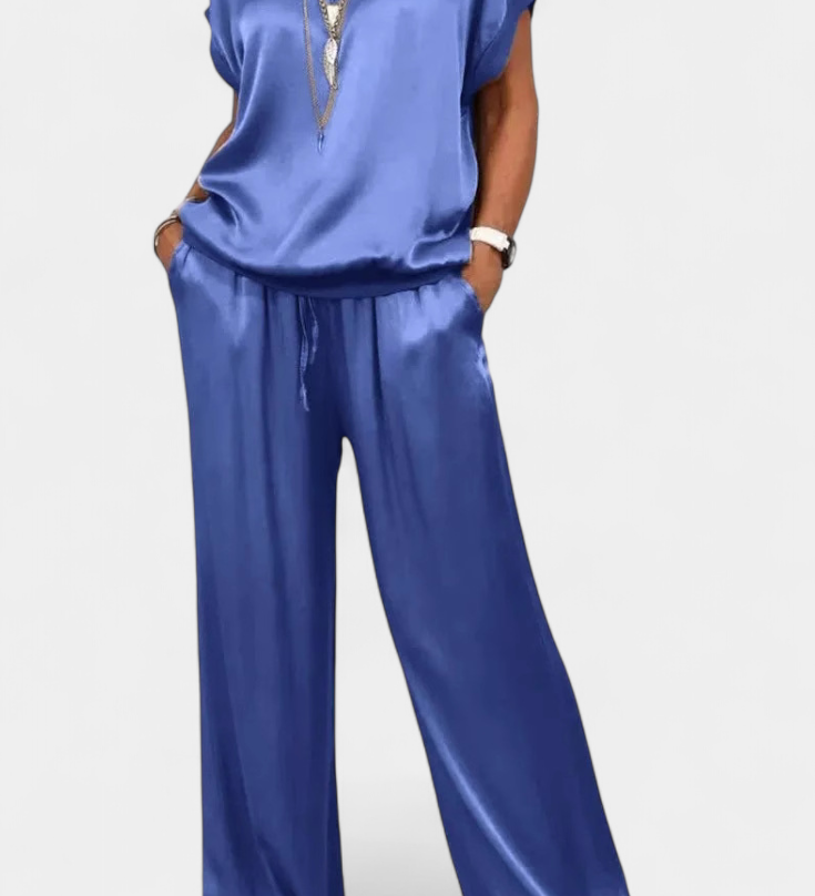 Blasa Two-Piece Spring Set with Sophisticated Style