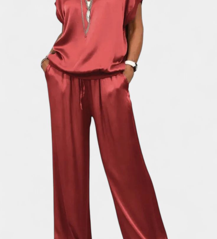 Blasa Two-Piece Spring Set with Sophisticated Style