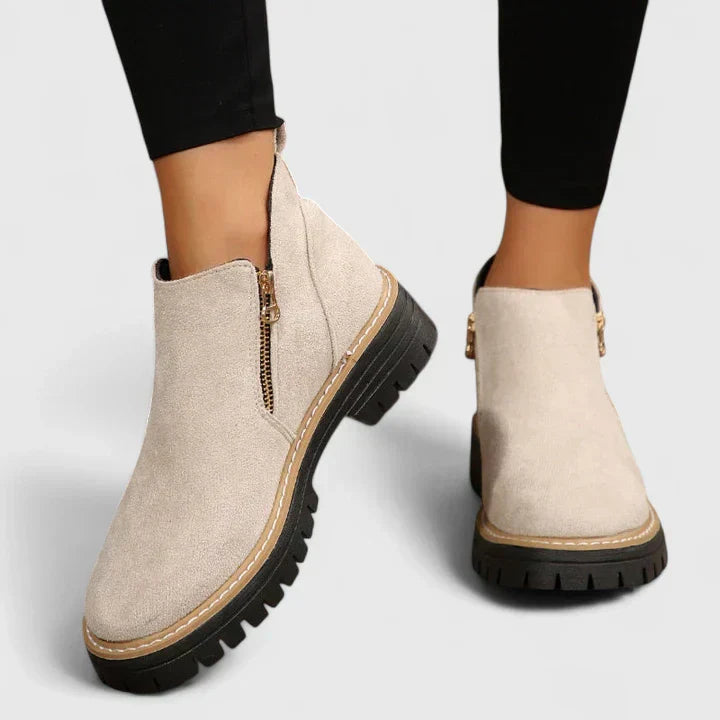 Verónica™ | Comfortable Orthopaedic Boots
